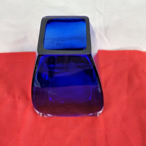 Cobalt Blue Glass Vase - Picture 2 of 3